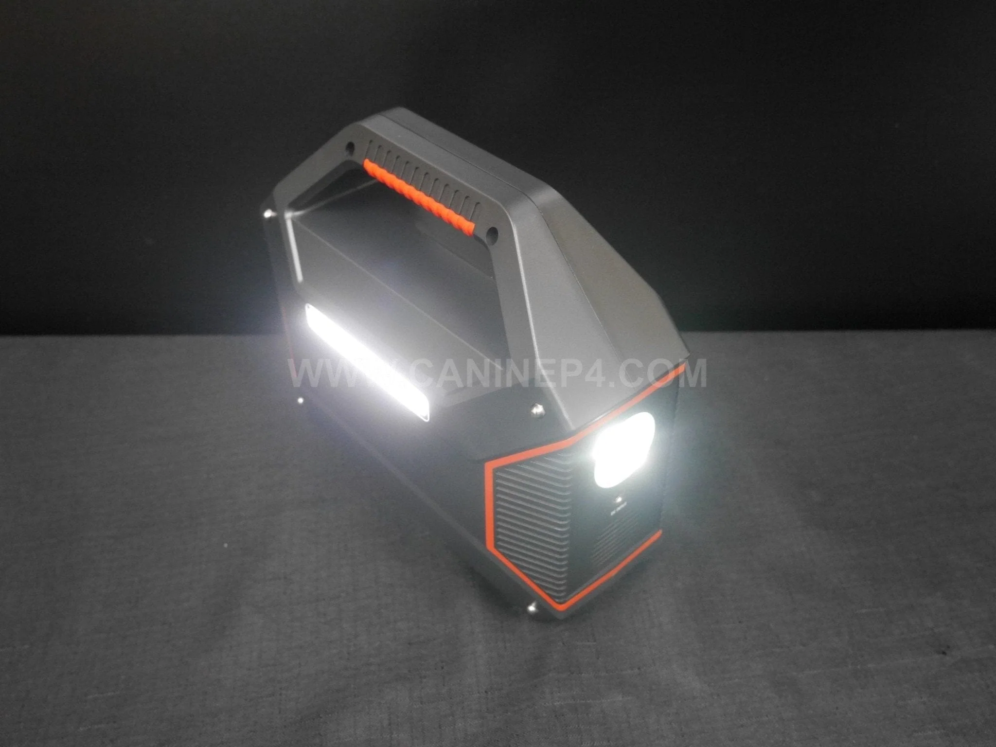 155WH Portable Power Station - Image 4